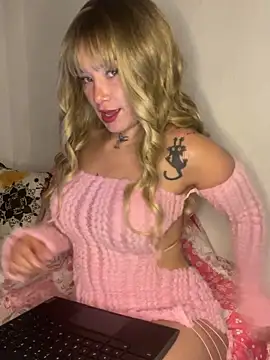 saraycat  online show from 17, 10, 2025
