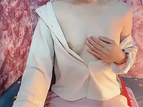 Miumiu028 online show from 12, 3, 2026