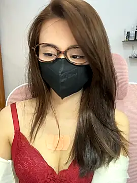 Snapshot of Mochi21 chatting on 2, 12, 2025 Mochi21 online show from 2, 12, 2025