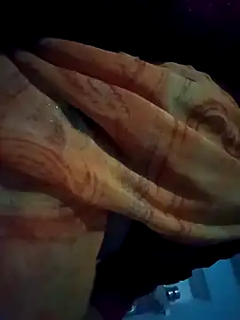 Snapshot of Meenu_chauhan chatting on 31, 10, 2025 Meenu chauhan online show from 31, 10, 2025