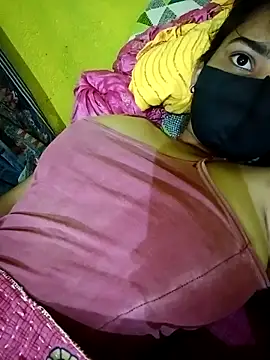 Snapshot of Meenu_chauhan chatting on 1, 11, 2025 Meenu chauhan online show from 1, 11, 2025