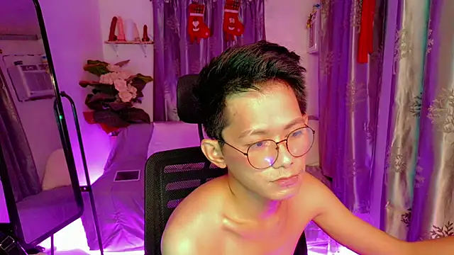 Skinny CumLoader69 online show from 22, 11, 2025