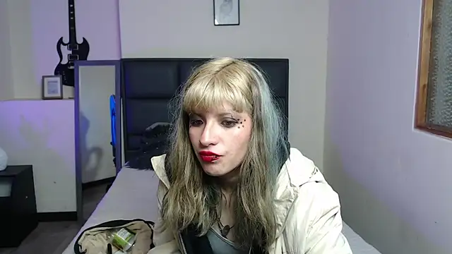 Amnesia  online show from 13, 11, 2025