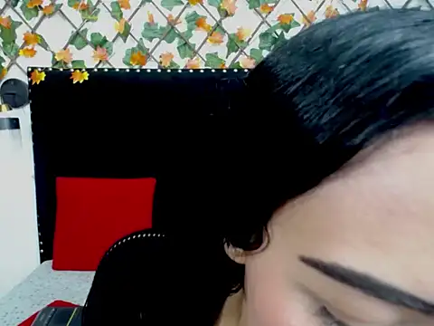 valerythompsonper online show from 7, 1, 2026