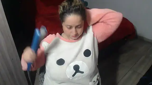 Brenda bigtitis online show from 13, 3, 2026