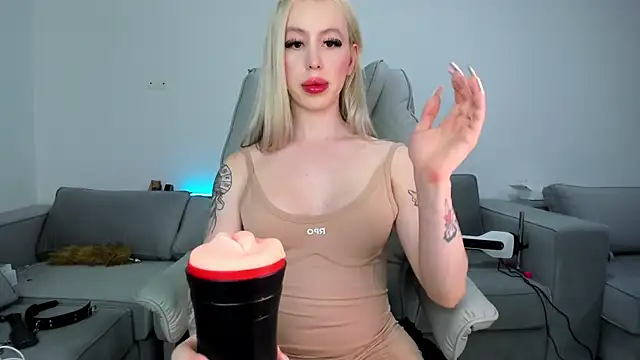 Sweet Soffi online show from 14, 12, 2025