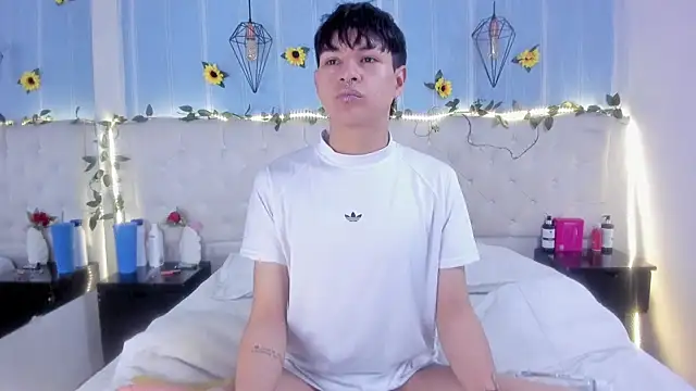 AleAurarashi online show from 22, 10, 2025