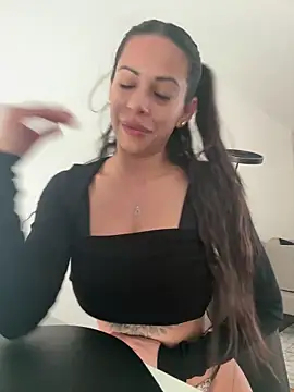 Teparolaverga1990 online show from 9, 4, 2026