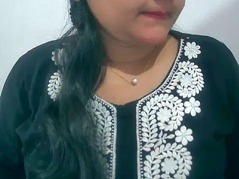 Saniya K online show from 3, 12, 2025