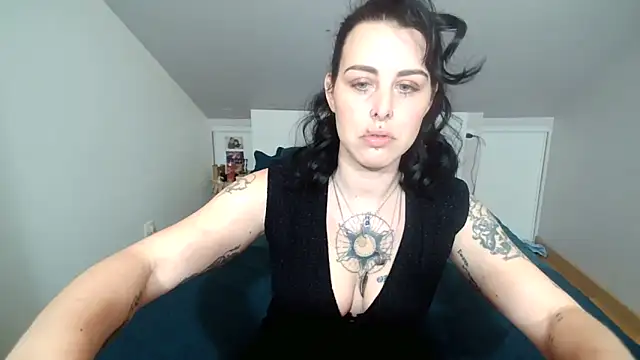 Snapshot of LadyNocturne chatting on 18, 3, 2026 LadyNocturne online show from 18, 3, 2026