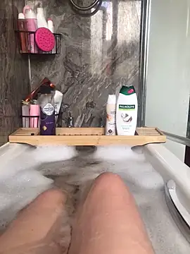 Imogenbabyyy online show from 18, 4, 2026