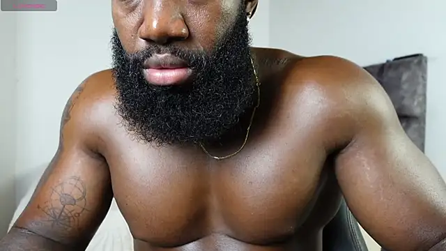Snapshot of james_musclebbc chatting on 30, 6, 2026 james musclebbc online show from 30, 6, 2026