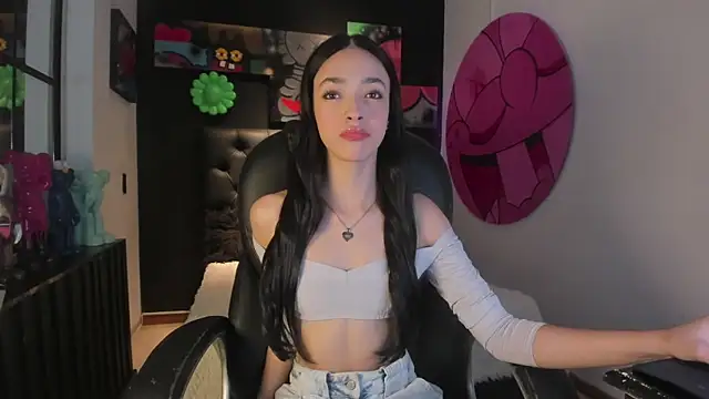 miIa bratz online show from 19, 2, 2026