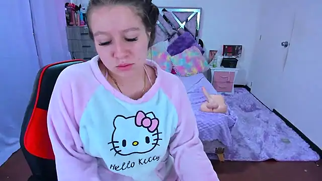 Luna Analya online show from 16, 12, 2025