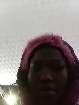Snapshot of Blackntoxicabe6999 chatting on 17, 5, 2026 Blackntoxicabe6999 online show from 17, 5, 2026