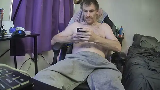 Snapshot of Tiggitytomociti chatting on 23, 7, 2026 Tiggitytomociti online show from 23, 7, 2026