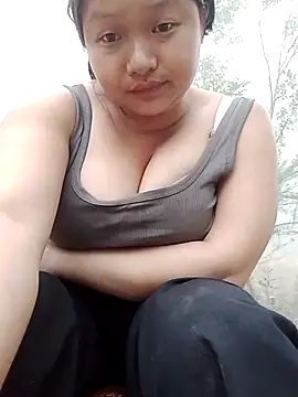 Snapshot of girl-babi chatting on 18, 4, 2026 girl-babi online show from 18, 4, 2026