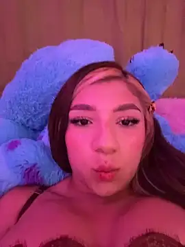 Isabella18 pink online show from 29, 5, 2026