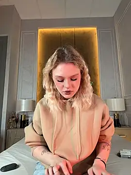 CaitlinSugar online show from 16, 12, 2025