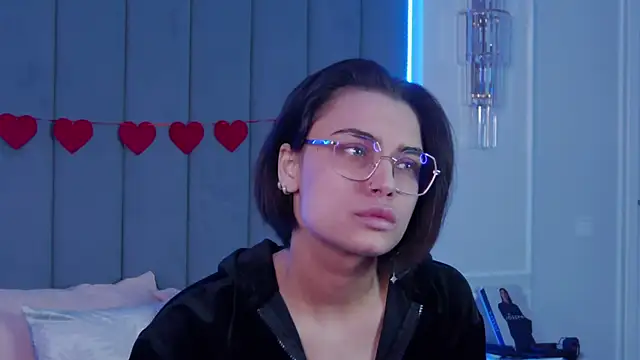 VioletAsh online show from 28, 2, 2026