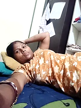 Snapshot of Sneha16 chatting on 17, 9, 2025 Sneha16 online show from 17, 9, 2025