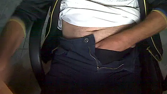 Snapshot of velikifant7 chatting on 5, 6, 2026 velikifant7 online show from 5, 6, 2026