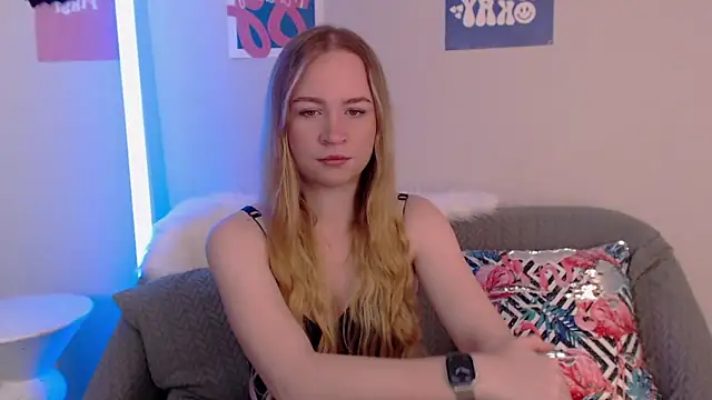 Mystic Chloe online show from 7, 11, 2025