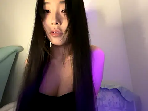 77momomo online show from 22, 9, 2025