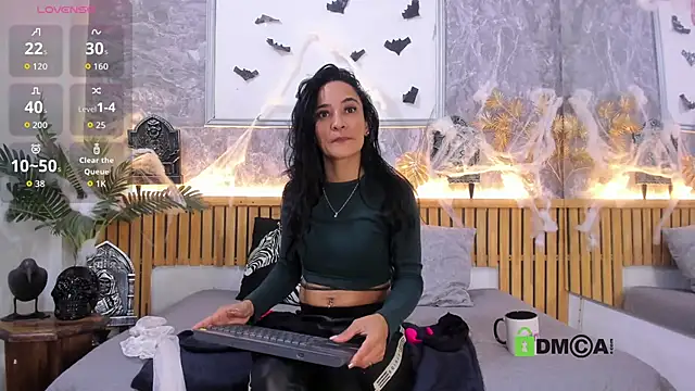 Snapshot of princequinn_ chatting on 14, 10, 2025 princequinn online show from 14, 10, 2025