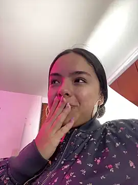 EmilyHarperr online show from 15, 10, 2025