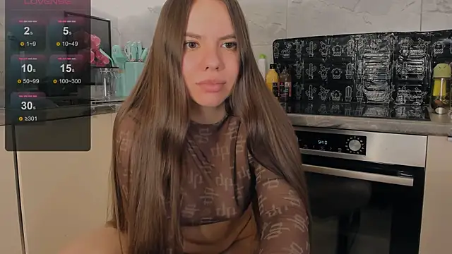 Snapshot of Chloe_loo chatting on 10, 7, 2026 Chloe loo online show from 10, 7, 2026
