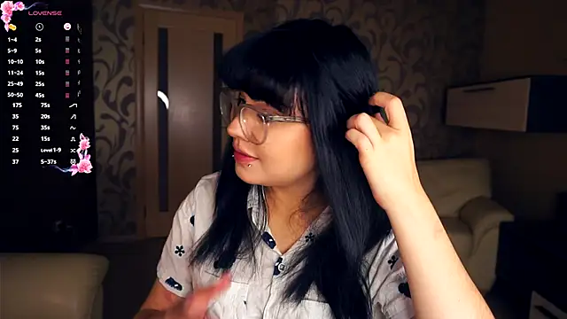 Snapshot of VerniceEngelking chatting on 21, 9, 2025 VerniceEngelking online show from 21, 9, 2025