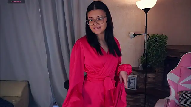 Snapshot of VerniceEngelking chatting on 21, 10, 2025 VerniceEngelking online show from 21, 10, 2025