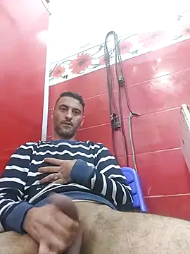 Snapshot of mahdiDido chatting on 27, 10, 2025 mahdiDido online show from 27, 10, 2025