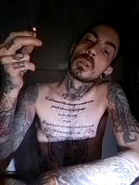 Snapshot of Robe420 chatting on 25, 11, 2025 Robe420 online show from 25, 11, 2025