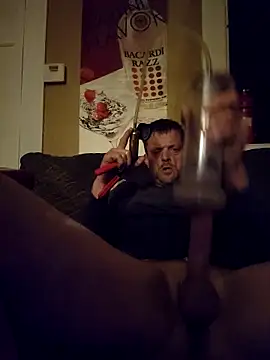 Solostroker39 online show from 8, 4, 2026