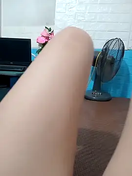Snapshot of Thaohoa_love chatting on 24, 9, 2025 Thaohoa love online show from 24, 9, 2025