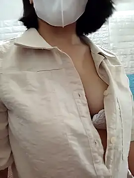 Snapshot of Thaohoa_love chatting on 3, 10, 2025 Thaohoa love online show from 3, 10, 2025