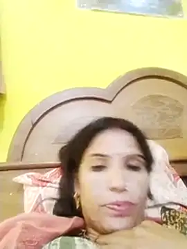 Snapshot of Riya_jaan12 chatting on 18, 11, 2025 Riya jaan12 online show from 18, 11, 2025