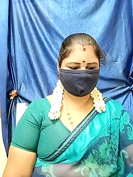 Snapshot of sushma26 chatting on 22, 9, 2025 sushma26 online show from 22, 9, 2025