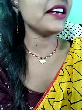 AnanyaKapoor89 online show from 30, 11, 2025