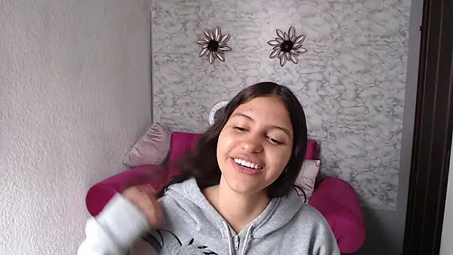 Evagirl69 online show from 17, 4, 2026