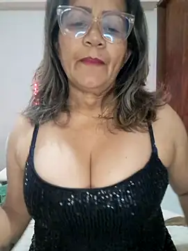 Snapshot of Vickysweeeettt chatting on 29, 5, 2026 Vickysweeeettt online show from 29, 5, 2026