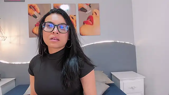 Snapshot of Sara_mora_ chatting on 1, 6, 2026 Sara mora online show from 1, 6, 2026