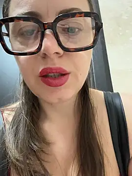 Snapshot of ladywithbigass chatting on 12, 1, 2026 ladywithbigass online show from 12, 1, 2026