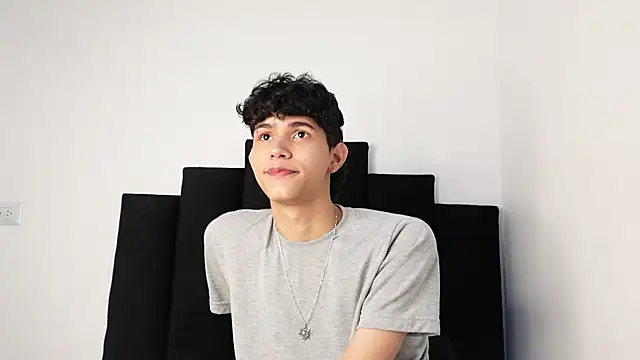 Snapshot of alexmark_ chatting on 17, 9, 2025 alexmark online show from 17, 9, 2025