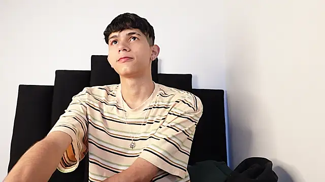 Snapshot of alexmark_ chatting on 3, 10, 2025 alexmark online show from 3, 10, 2025