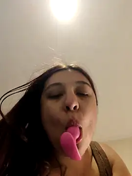 caronicole77 online show from 8, 3, 2026