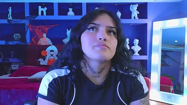 Snapshot of sari_belle chatting on 30, 10, 2025 sari belle online show from 30, 10, 2025