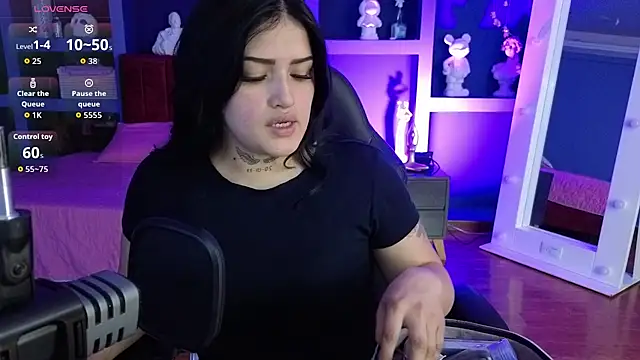 Snapshot of sari_belle chatting on 6, 2, 2026 sari belle online show from 6, 2, 2026